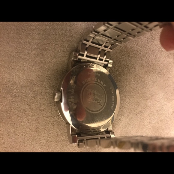 Burberry Men’s Watch - Picture 4 of 4